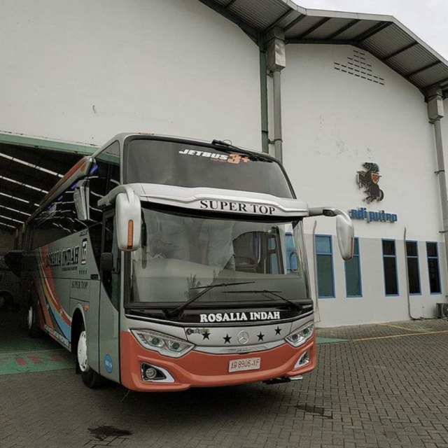 PO Rosalia Indah Punya 6 Bus Baru, Intip Tampilan dan Fiturnya (395998)
