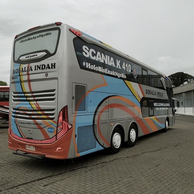 Bus baru PO Rosalia Indah. Foto: dok. Adiputro