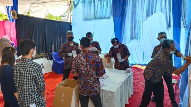 Paslon Pilwalkot Tangsel Unggul di TPS Masing-masing (67380)
