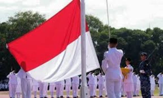 Indonesia raya pada Upacara Bendera Foto: dok Zona Referensi