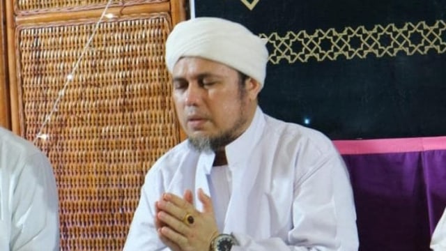 Imam Masjid Agung Syuhada Polewali Mandar, Habib Ahmad Fauzi Bin Djafar Al Mahdaly, semasa hidupnya. Foto: Dok. Istimewa