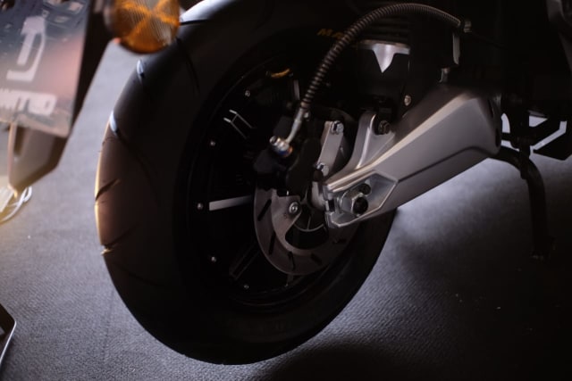Kupas Tuntas Fitur Motor Listrik United E-Motor T1800, Ada Sound Booster! (191612)
