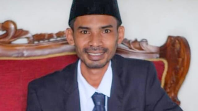 Ketua Panita Pemilihan Kecamatan Kota Tobelo, Halmahera Utara, Maluku Utara Amzat Tarima. Foto: Istimewa