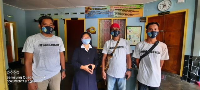 SDK Indra Siswa Bondowoso Gandeng CCF Turun ke Jalan (13213)
