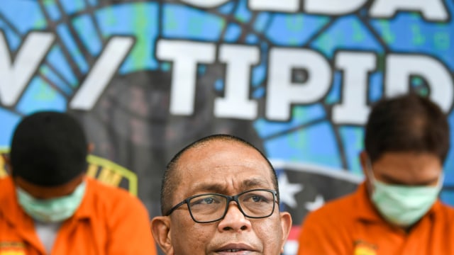 Polisi Tindak Pelaku Pungli, Bagaimana dengan Parkir Liar? (160766)