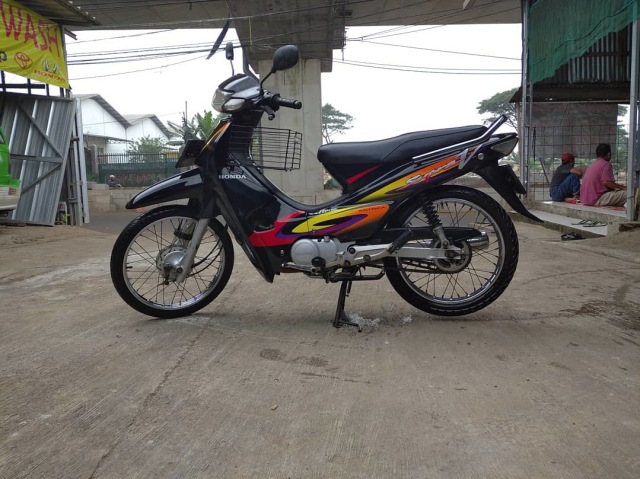 Motor-motor di Hidup Saya (12688)