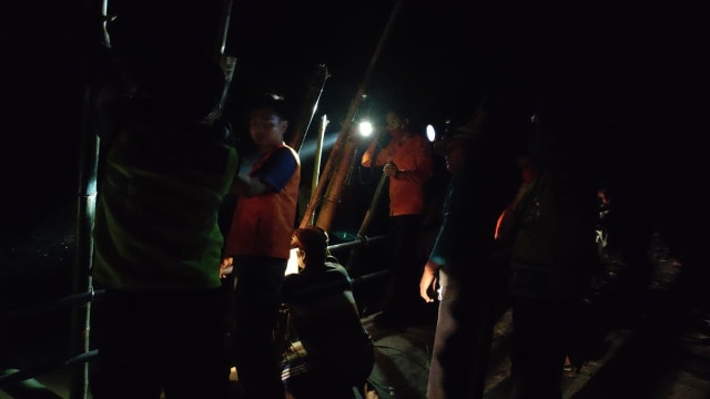 Tanggul Sungai di Bojonegoro Jebol, 200 Hektare Tanaman Padi Tergenang (511781)