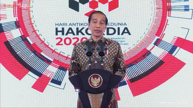 Presiden Jokowi memberi sambutan di Peringatan Hari Anti Korupsi Sedunia, Istana Negara, Rabu (16/12). Foto: Youtube/@Sekretariat Presiden