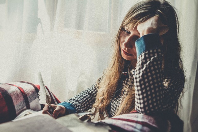 Ilustrasi stres akibat tekanan diri. Foto: Pexels