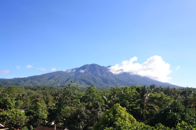 Gunung Salak, Jawa Barat. Foto: Shutter Stock