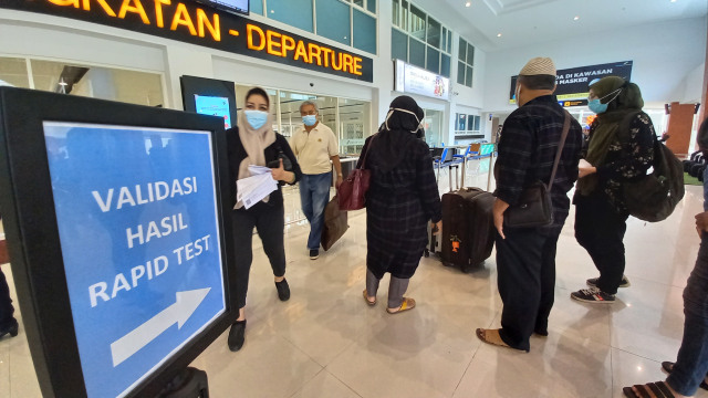 Otoritas pengelola Bandara Adi Soemarmo, Solo, mewajibkan penumpangnya untuk membawa hasil rapid test antigen sebagai syarat untuk melakukan perjalanan udara