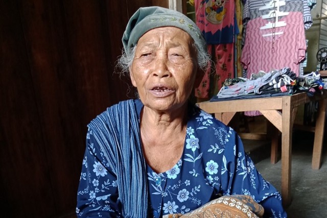 Foto Mbah Waliyem, pada Solopos.com