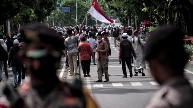 Demo 1218 Dibubarkan Polisi. Foto: Jamal Ramadhan/kumparan