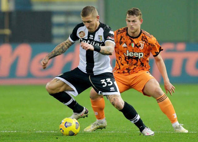 Pertandingan antara Parma vs Juventus di Stadion Ennio Tardini, Parma, Italia. Foto: Jennifer Lorenzini/Reuters