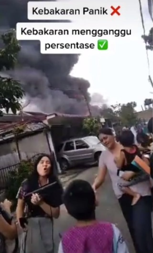Viral mahasiswi di Medan masih mikirin presentasi saat kebakaran menimpa tetangganya. (Foto: TikTok/@@abangartis)