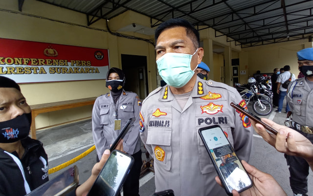 Kabid Humas Polda Jawa Tengah Kombes Pol Iskandar Fitriana Sutisna
