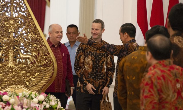 Presiden Jokowi menerima delegasi DFC AS pimpinan Adam Boehler pada 13 Januari 2020 untuk membicarakan investasi di Indonesia. Foto: Dok. Kedubes AS