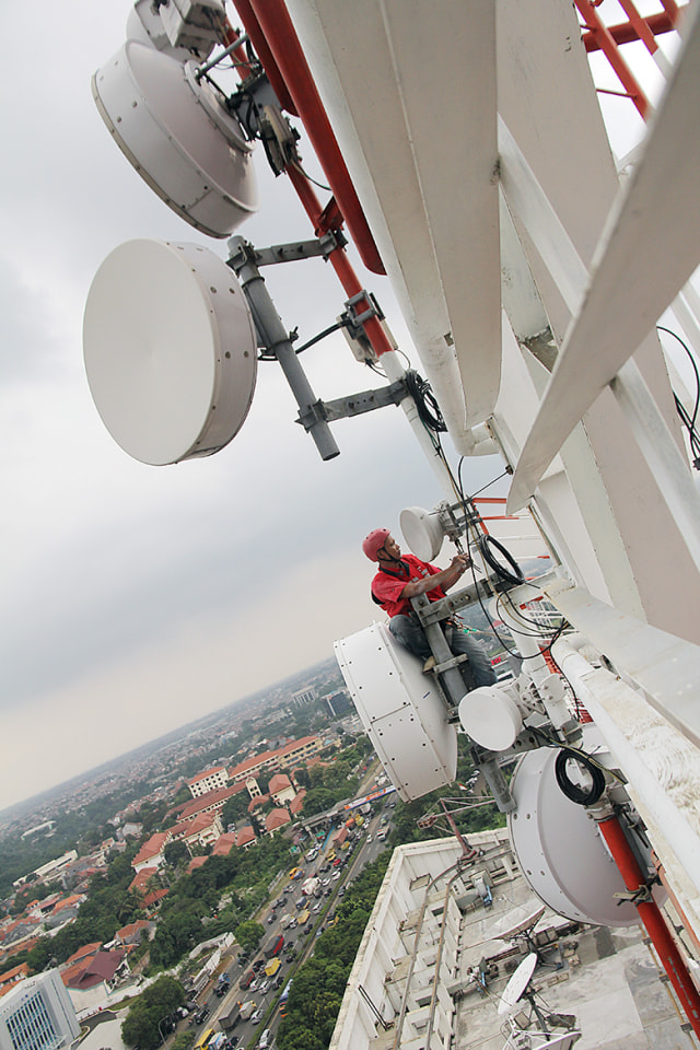 Kisah Sukses PJJ SMP di Ambon Berkat 4G/LTE Telkomsel, Belajar Seru dengan Kuis (53148)