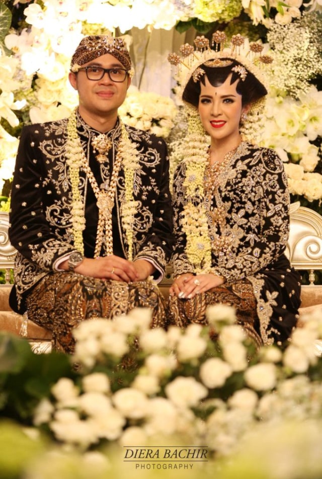 Pernikahan Adat Jawa, Foto: Dok. Pinterest/bridestory
