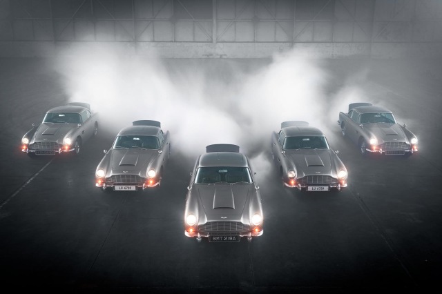 Aston Martin DB5 yang dipakai James Bond di film Goldfinger diproduksi kembali. Foto: dok. Carbuzz