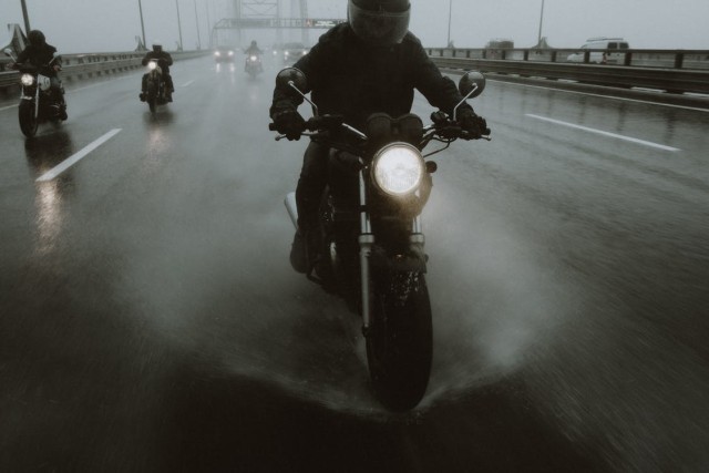 5 Tips Jago Mengendarai Motor Kopling bagi Pemula (305643)