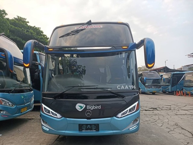 Jual Beli Bus Bekas Mulai dari Rp 600 Jutaan, Berminat? (44216)