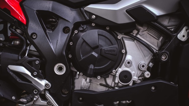 Test Ride Motor Sultan BMW S1000XR untuk Harian, Seberapa Nyaman? (140171)