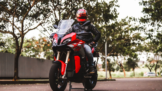 Belum Banyak yang Tahu, Ini Alasan Motor Sport Tak Punya Standar Tengah (41929)