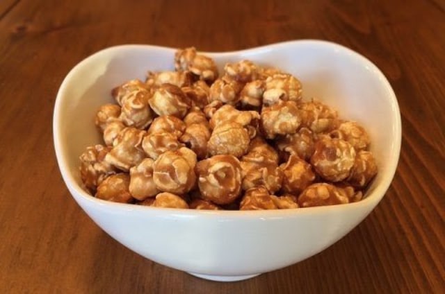 Resep Membuat Popcorn Karamel untuk Malam Tahun Baru #dirumahaja (21419)