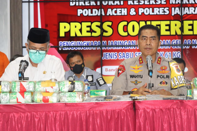 Polda Aceh Gagalkan Peredaran 61 Kg Sabu Jaringan Internasional, 1 Senpi Disita (59945)