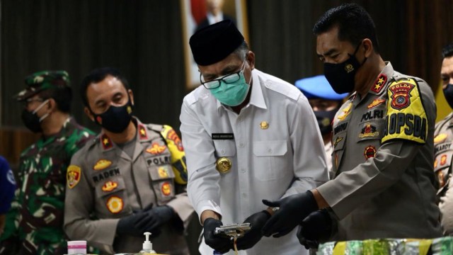 Foto: Ungkap Narkoba Jaringan Internasional, Polda Aceh Sita 61 Kg Sabu-1 Pistol (120294)