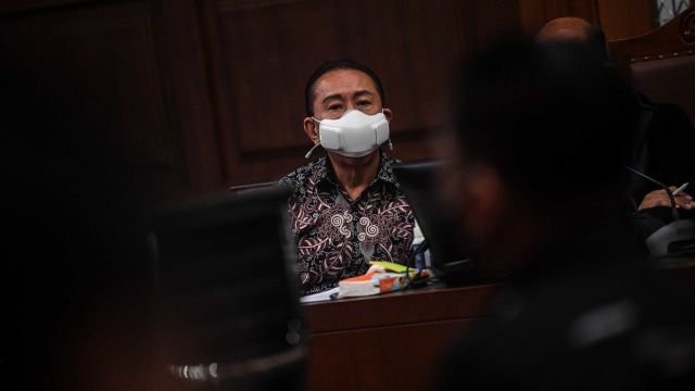 Terpidana kasus cessie Bank Bali Djoko Tjandra selaku terdakwa perkara suap kepada jaksa dan perwira tinggi Polri serta pemufakatan jahat mengikuti sidang lanjutan di Pengadilan Tipikor, Jakarta, Kamis (7/1/2021). Foto: MUHAMMAD ADIMAJA/ANTARA FOTO