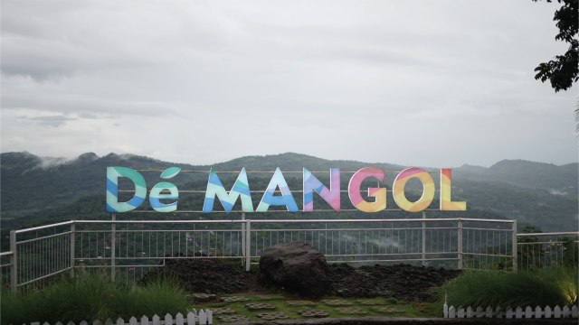 Obyek Wisata Dé MANGOL di sore hari, setelah hujan reda. foto:Deena