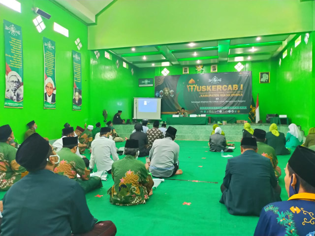 Suasana pelaksanaan Muskercab I PCNU Kabupaten Majalengka. (Oki Kurniawan)