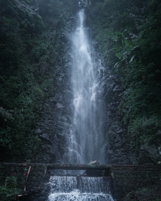 Telaga Sarangan: Naga, Telur Misterius, dan Tuduhan Syirik (7827)