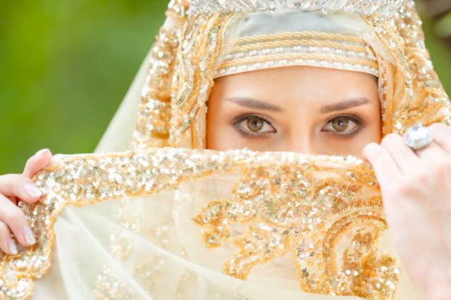 Tata Cara Taaruf Online yang Diperbolehkan dalam Islam (120830)
