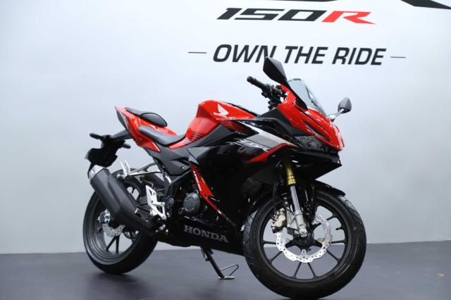 Ada Generasi Baru, Bagaimana Nasib Onderdil Honda CBR150R Lawas? (406914)