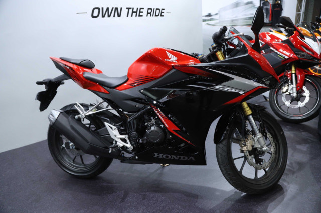 Tampilan samping All New Honda CBR150R. Foto: dok. AHM
