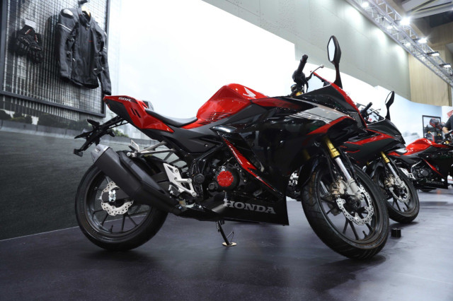 Kepincut CBR150R Karena Mirip CBR250RR, Ini Skema Kredit Cicilan Rp 1 Jutaan (174919)