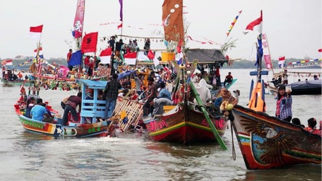 Ecomuseum : Pantai Karangsong dan Hutan Mangrove Indramayu (289905)
