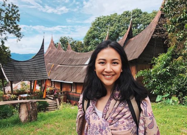 Profil Sherina Munaf, Artis yang Tegur Raffi Ahmad karena Keluyuran Usai Vaksin (14646)