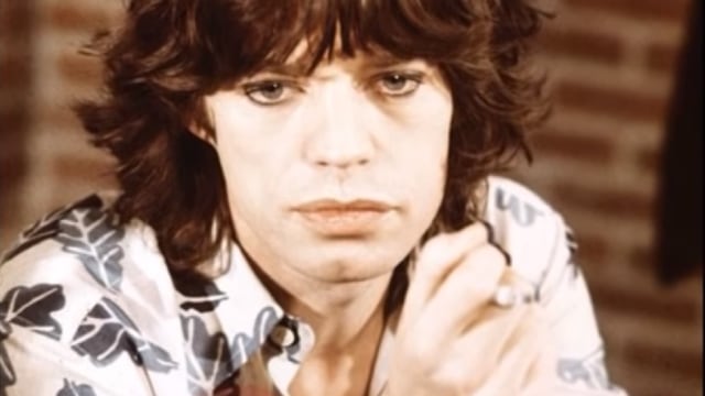 Mick Jagger dikenal sebagai sosok vocalis yang identik dan dekat dengan banyak wanita. Foto. dok: Youtube/Top Famous Tube