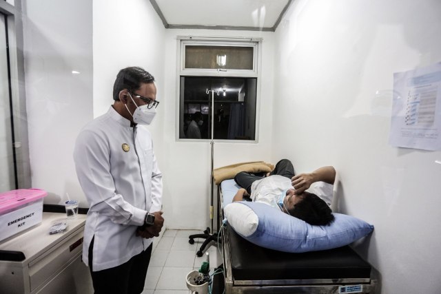 53 Nakes di Bogor Disuntik Vaksin Corona di Puskesmas Tanah Sareal dan RSUD (239031)
