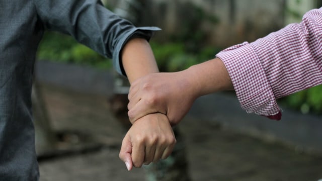 Dikira Cewek, Pria Gondrong Ini Curhat Jadi Sasaran Begal Payudara di Yogyakarta (50275)