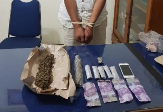 Barang bukti yang diamankan Sat Narkoba Polres Bukittinggi. Foto: tribratanews