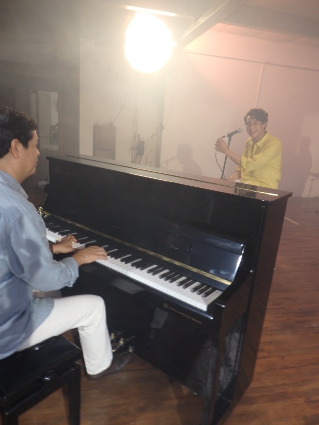 Candra Darusman dan Ardhito Pramono. Foto: Sony Music  