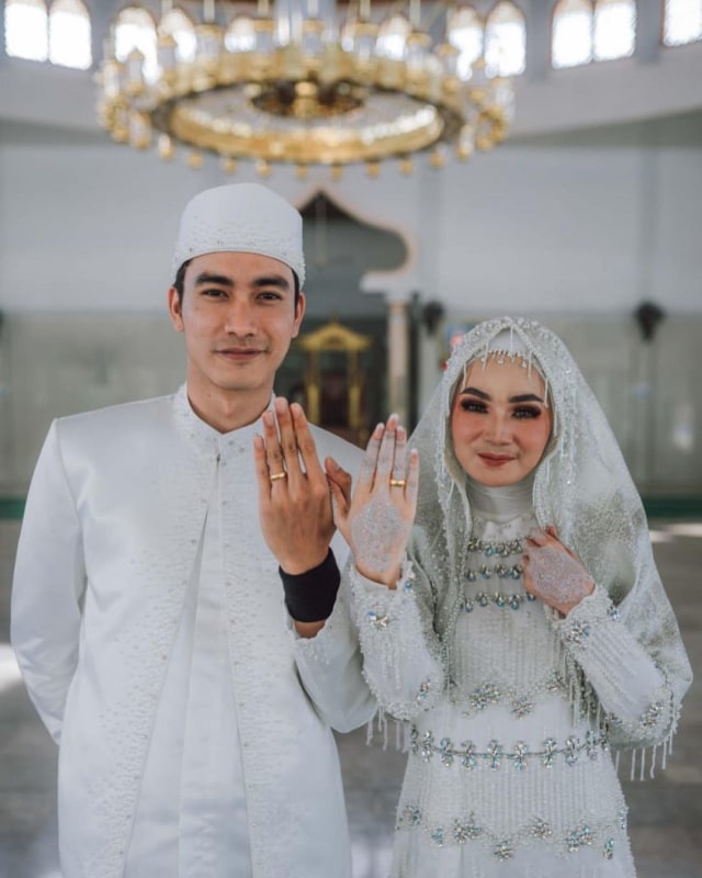 Evan Marvino Resmi Menikah dengan Uffridatun Nitami. Foto: Instagram @ck.ceritakita