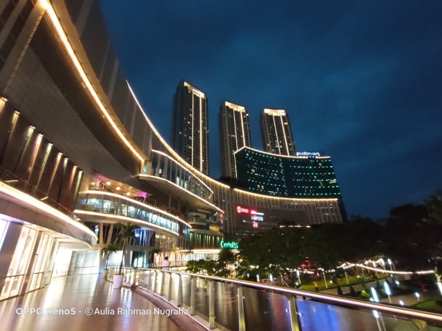 Review Oppo Reno 5: HP Komplet Harga Rp 5 Juta (149492)