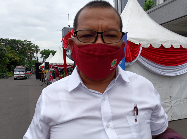 Ketua Persatuan Perawat Nasional Indonesia (PPNI) Kota Surabaya Misutarno. Foto: Masruroh/Basra﻿