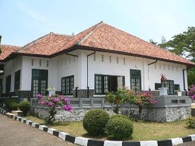 Gedung yang jadi museum Perjanjian Linggarjati, Kuningan, Jawa Barat. Sumber: Dinas Pariwisata dan Budaya Jawa Barat